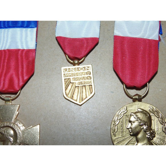 Collection 4 pc Croix Du Combattant Union Amicale Laïque du French France Medal - Picture 3 of 6